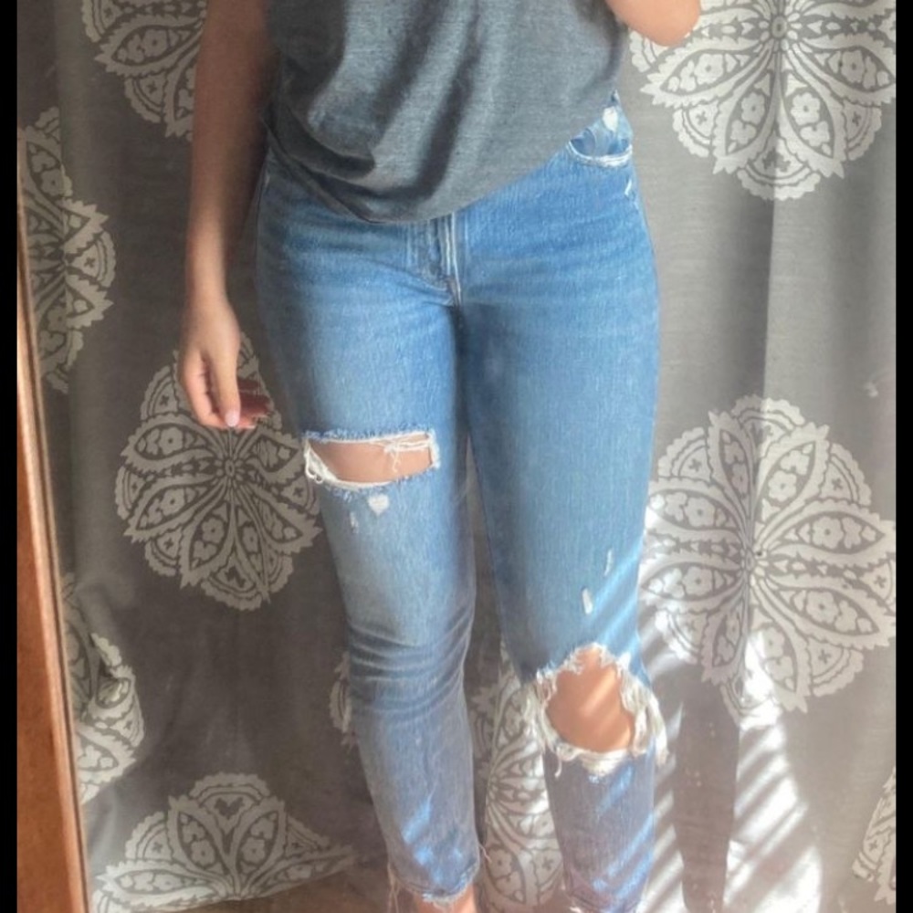 Abercrombie and fitch mom jeans